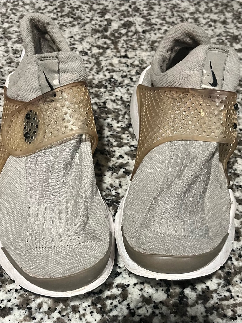 Nike - Sock Dart - Sail Cobblestone